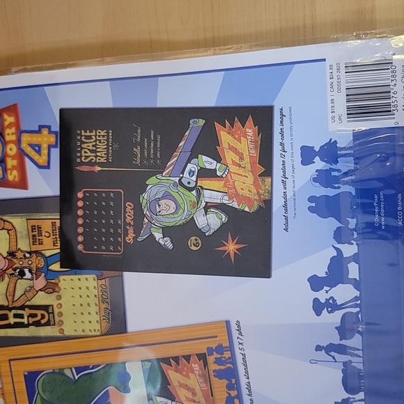 BRAND NEW Disney Pixar Toy Story 4 A 12- Month 2020 Calendar - Picture 4 of 5